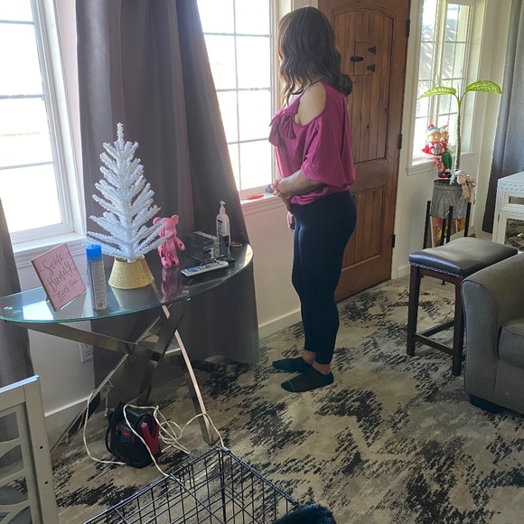 Meet your Posher, Brianna - Picture 2 of 2